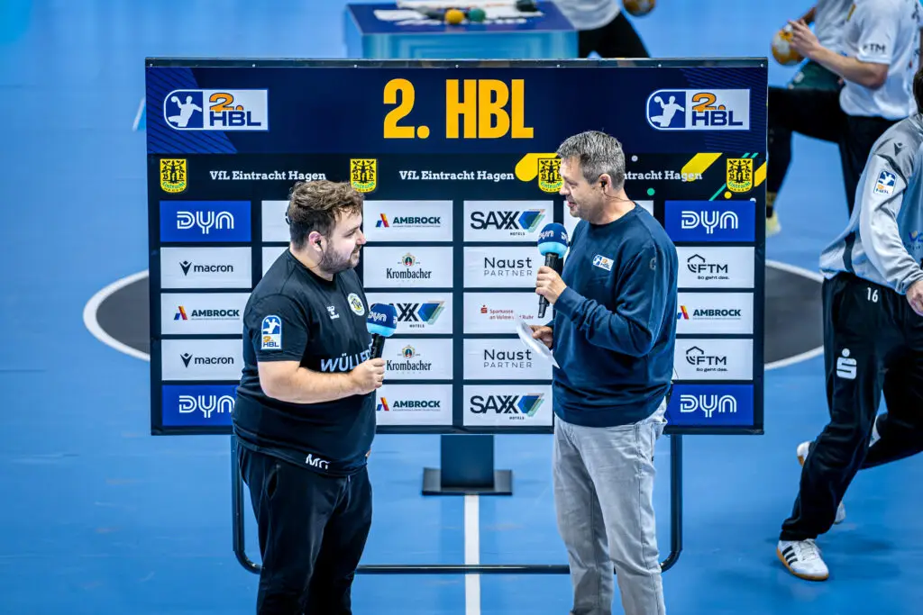 Andreas Klement beim Interview in der 2. Handball-Bundesliga bei DYN